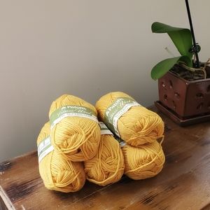 Patons Classic Wool DK Superwash destash yarn lot of 5 skeins - bundle 1 of 5